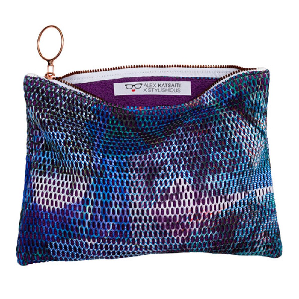 ΤΣΑΝΤΑΚΙ ΑΠΟ ΔΙΧΤΥ "SCUBA" ΠΟΛΥΧΡΩΜΟ ΜΕ ΦΕΡΜΟΥΑΡ, MΩΒ ΕΠΕΝΔΥΣΗ & ΣΗΜΑΤΑ ΜΕ ΠΑΓΙΕΤΕΣ “ALEX KATSAITI x STYLISHIOUS”