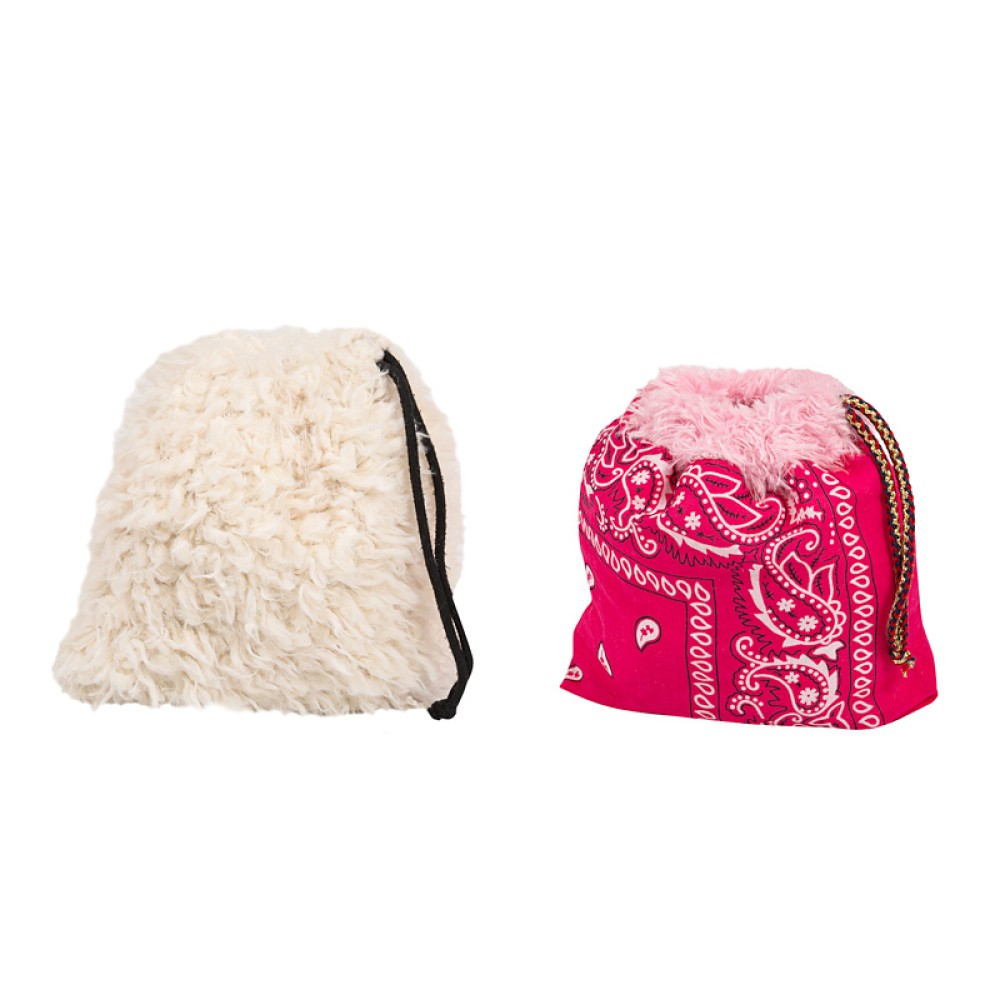 ΠΟΥΓΚΙA ΓΟΥΝΙΝΑ ΑΠΟ ΛΕΥΚΗ ΟΙΚΟΛΟΓΙΚΗ ΓΟΥΝΑ ΤΥΠΟΥ ΠΡΟBΑΤΟ H ΡΟΖ FLEECE "ALEX KATSAITI X STYLISHIOUS"