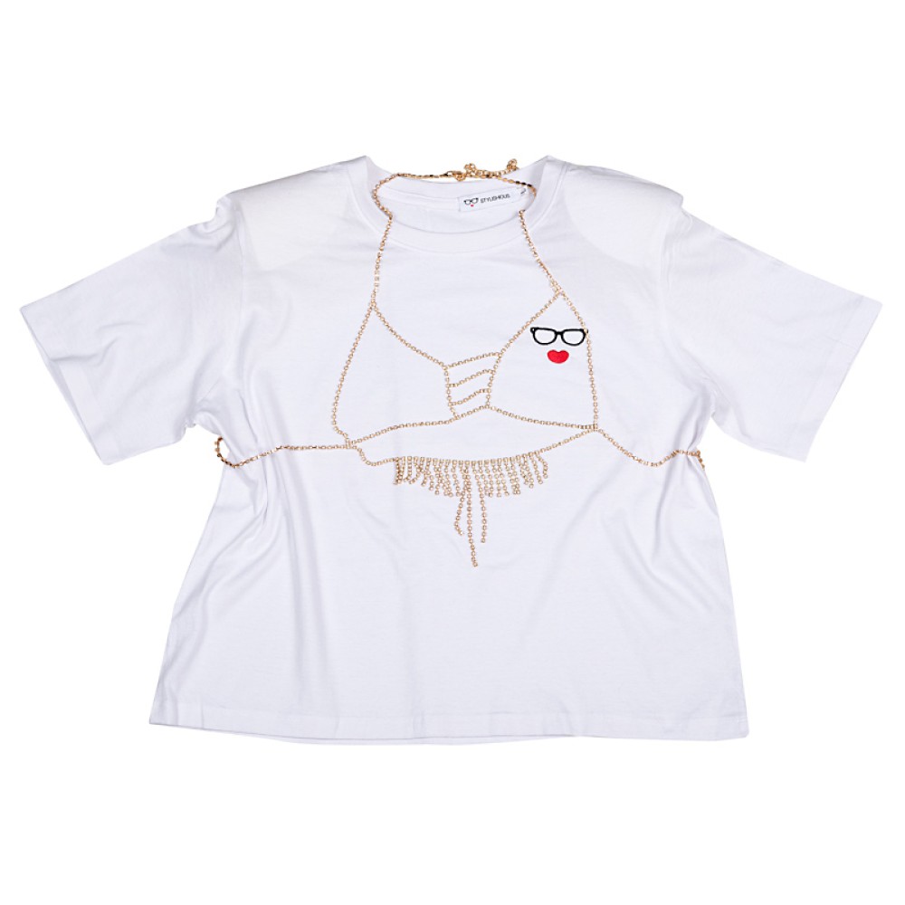 T-SHIRT OVERSIZED ΣΕ ΜΑΥΡΟ ΚΑΙ ΛΕΥΚΟ ΜΕ ΑΠΟΣΠΩΜΕΝΟ TOΠ ΑΠΟ ΑΛΥΣΙΔΑ ΜΕ ΣΤΡΑΣ "ALEX KATSAITI X STYLISHIOUS"