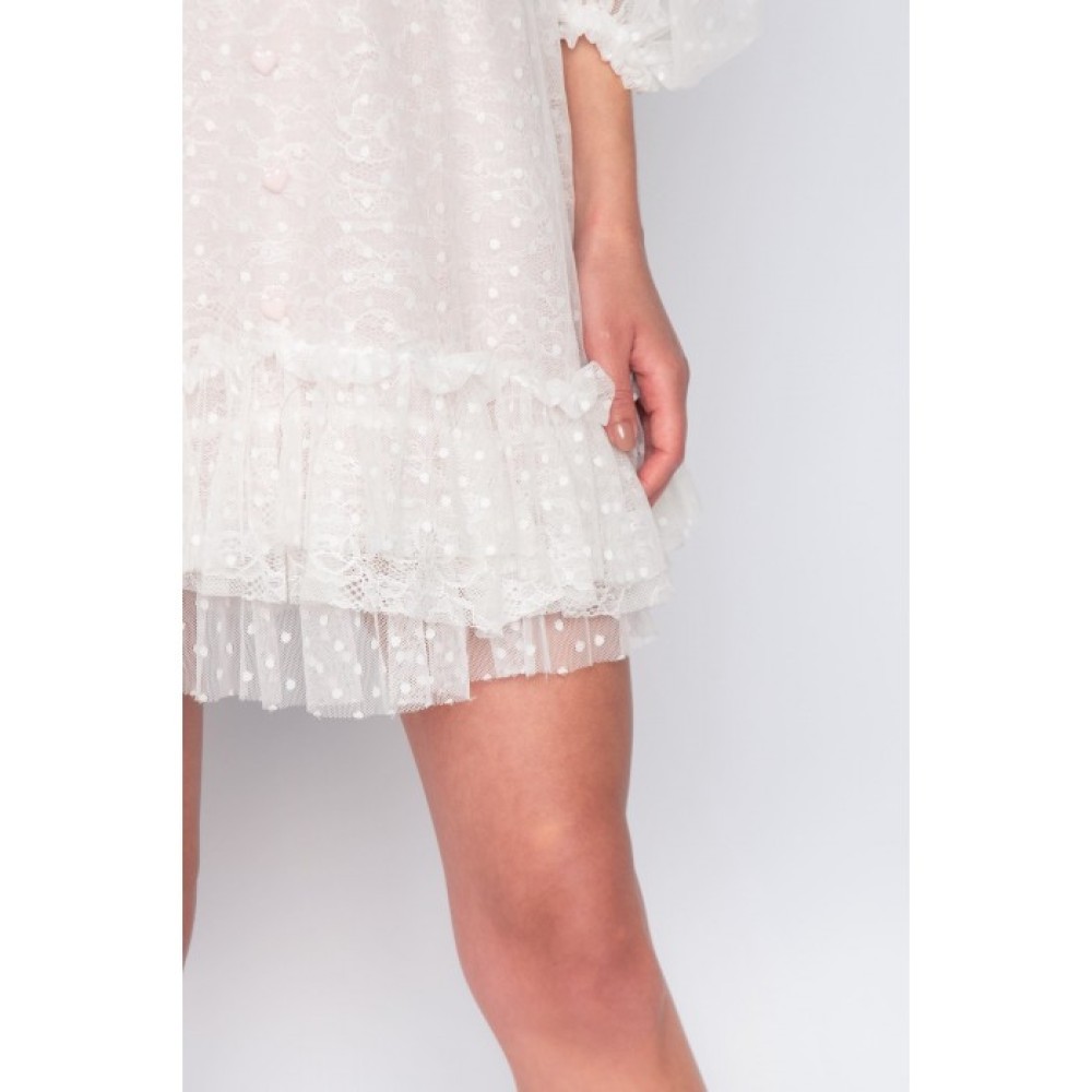 ΦΟΡΕΜΑ ΜΙΝΙ ΛΕΥΚΟ ΑΠΟ ΔΑΝΤΕΛΑ & ΤΟΥΛΙ ΜΕ ΡΟΖ ΕΠΕΝΔΥΣΗ, ΛΕΥΚΕΣ ΜΑΡΓΑΡΙΤΕΣ & ΚΟΥΜΠΙΑ ΣΕ ΣΧΗΜΑ ΚΑΡΔΙΑΣ "ALEX KATSAITI X STYLISHIOUS”