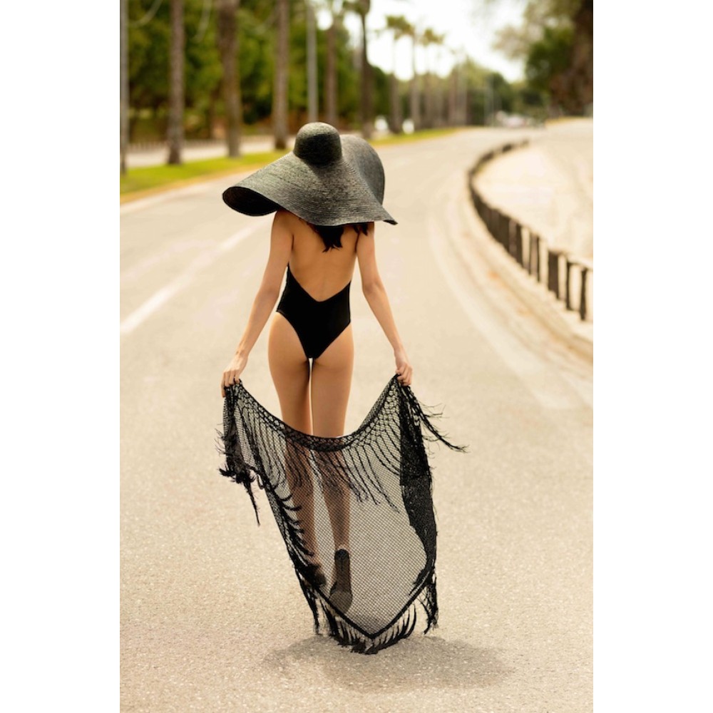 ΣΑΛΙ - ΠΑΡΕΟ ΑΠΟ ΜΑΥΡΟ ΔΙΧΤΥ ΜΕ KENTHMENEΣ ΠΑΓΙΕΤΕΣ & ΚΡΟΣΙΑ “ALEX KATSAITI X STYLISHIOUS”