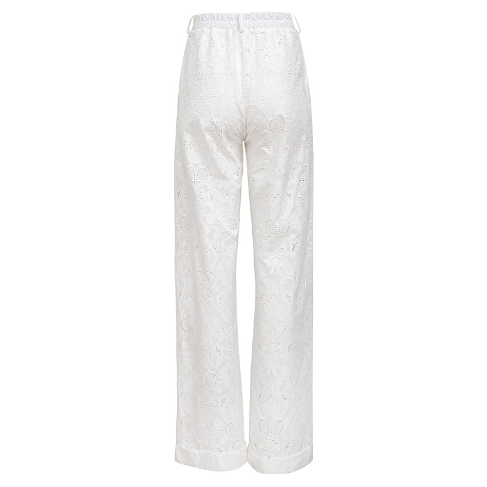 ΠΑΝΤΕΛΟΝΙ ΛΕΥΚΟ, ΒΑΜΒΑΚΕΡΟ ΑΠΟ ΒΑΜΒΑΚΕΡΗ ΔΑΝΤΕΛΑ, ΨΗΛΟΜΕΣΟ ΣΕ IΣΙΑ ΓΡΑΜΜΗ " ALEX KATSAITI X STYLISHIOUS"