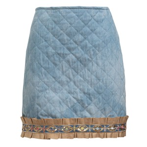 ΦΟΥΣΤΑ ΜΙΝΙ ΑΠΟ ΑΝΟΙΧΤΟΧΡΩΜΟ, ΚΑΠΙΤΟΝΕ ΤΖΙΝ ΜΕ ΜΠΕΖ ΤΡΕΣΣΑ ΜΕ ΠΙΕΤΕΣ ΚΑΙ ΚΑΡΦΙΤΣΕΣ "STYLISHIOUS COLLECTION"