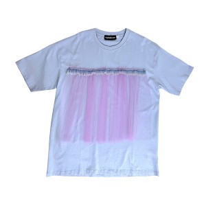 ΜΠΛΟΥΖΑ ΣΕ ΓΑΛΑΖΙΑ ΑΠΟΧΡΩΣΗ, OVERSIZED ΜΕ ΔΙΑΚΟΣΜΗΤΙΚΟ ΛΙΛΑ ΤΟΥΛΙ ΕΜΠΡΟΣ  "ALEX KATSAITI X STYLISHIOUS”.