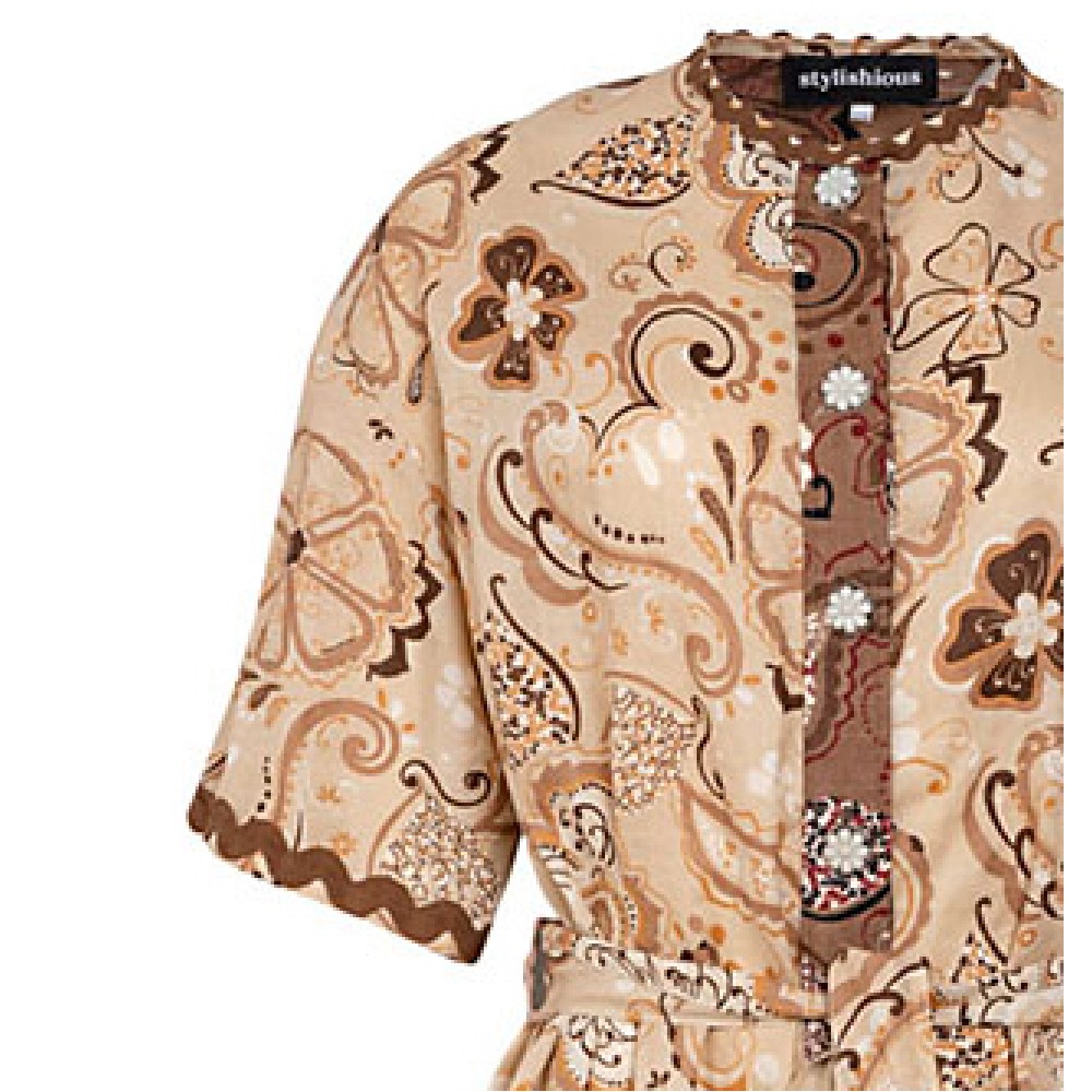 ΦΟΡΕΜΑ - ΠΟΥΚΑΜΙΣΑ, ΜΑΚΡΥ & OVERSIZED ΣΕ ΜΠΕΖ - ΚΑΦΕ ΕΜΠΡΙΜΕ, ΛΙΝΟ ΜΕ ΛΑΙΜΟΚΟΨΗ, ΚΟΝΤΟΜΑΝΙΚΟ ΜΕ ΒΟΛΑΝ ΠΙΣΩ ΚΑΙ ΖΙΓΚ-ΖΑΓΚ "ALEX KATSAITI X STYLISHIOUS"