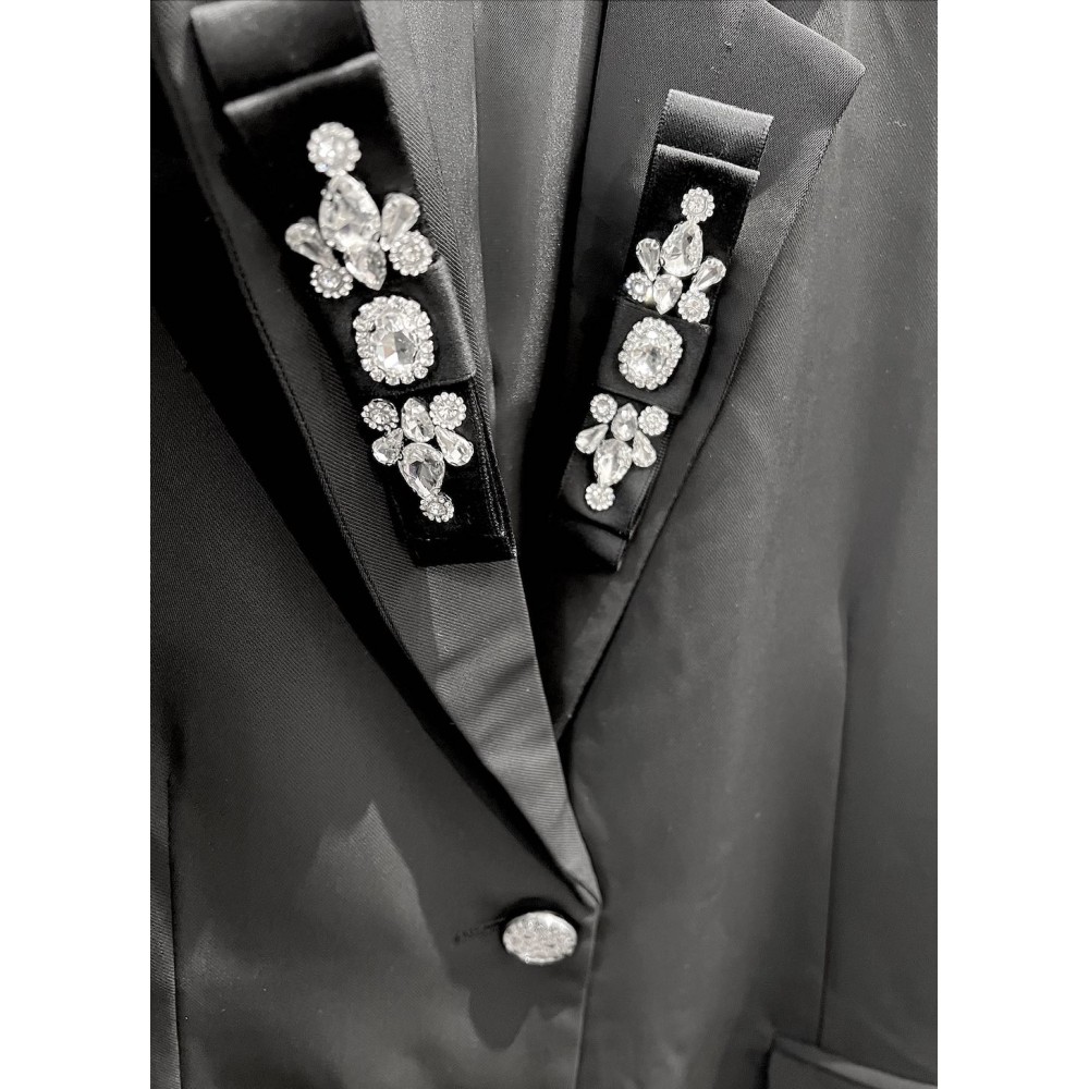 JACKET - BLAZER IN BLACK, OVERSIZED, SINGLE BREASTED WITH BROOCHES IN BOW SHAPE ”ALEX KATSAITI X STYLISHIOUS”.