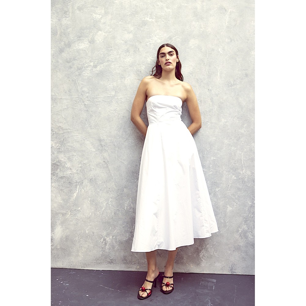 ΦΟΡΕΜΑ ΛΕΥΚΟ, ΣΤΡΑΠΛΕΣ, ΜΑΚΡΥ ΜΕ ΦΟΥΡΩ "STYLISHIOUS COLLECTION"