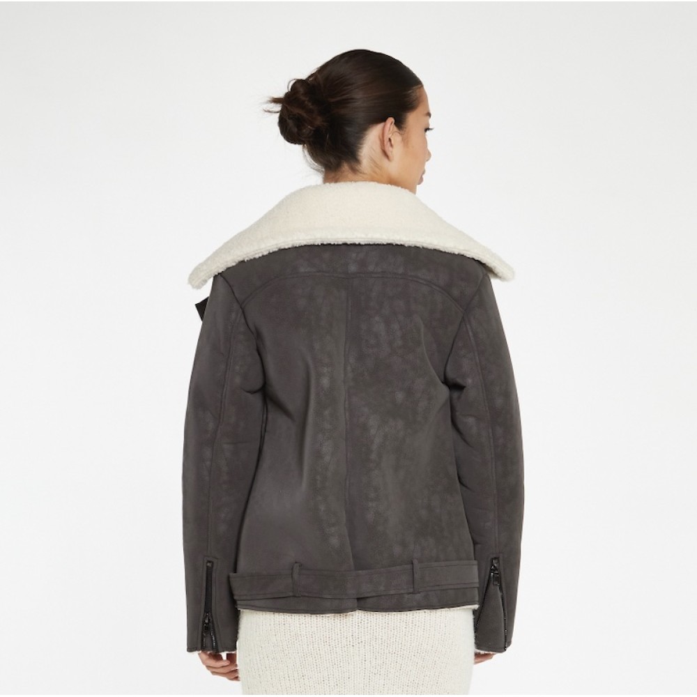 TZAKET ΓΚΡΙ ΣΕ ΣΤΥΛ "BIKER" ΑΠΟ ΤΥΠΟΔΕΡΜΑ ΜΕ ΟΙΚΟΛΟΓΙΚΗ ΓΟΥΝΑ ΤΥΠΟΥ ΠΡΟΒΑΤΟ  "STYLISHIOUS COLLECTION"