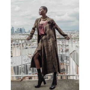 COAT LONG IN EARTHY TARTAN PRINT & LIGHT FABRIC WITH WOOL IN LOOSE FIT WITH FLOWER BROOCH "STYLISHIOUS COLLECTION"