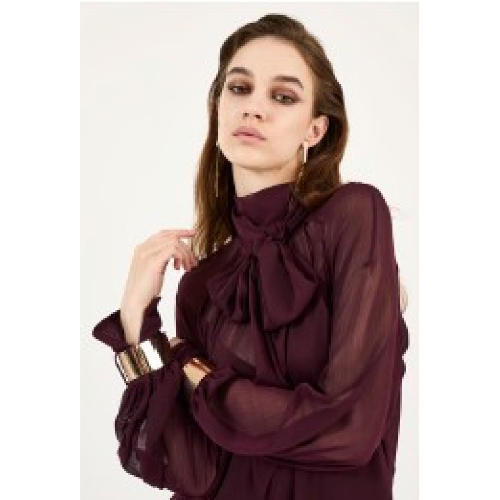 ΦΟΡΕΜΑ ΜΠΟΡΝΤΩ, ΜΑΚΡΥ, ΑΕΡΙΝΟ ΚΑΙ ΗΜΙΔΙΑΦΑΝΟ, ΑΣΥΜΜΕΤΡΟ ΜΕ ΒΟΛΑΝ, ΨΗΛΟ ΛΑΙΜΟ ΚΑΙ ΧΡΥΣΑ ΒΡΑΧΙΟΛΙΑ  " STYLISHIOUS COLLECTION "