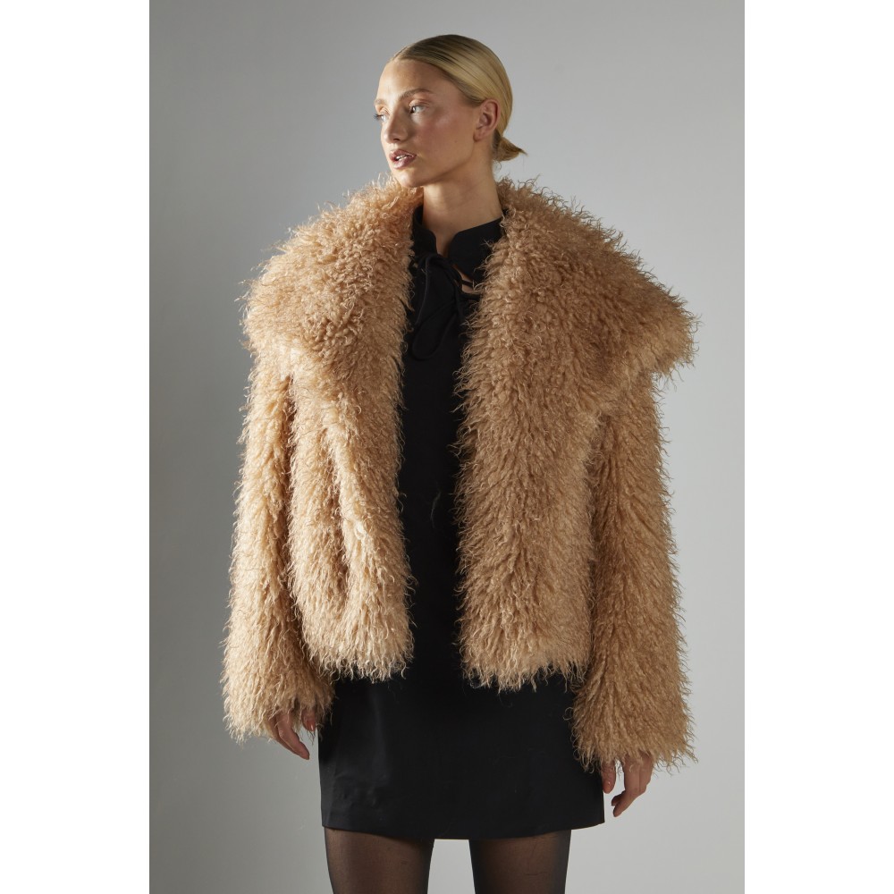 ΤΖΑΚΕΤ ΑΠΟ ΟΙΚΟΛΟΓΙΚΗ ΓΟΥΝΑ ΤΥΠΟΥ ΠΡΟΒΑΤΟ ΣΕ ΜΟΚΚΑ-ΚΑΡΑΜΕΛ AΠΟΧΡΩΣΗ ΜΕ ΜΕΓΑΛΟ ΓΙΑΚΑ & ΤΣΕΠΕΣ “STYLISHIOUS COLLECTION”