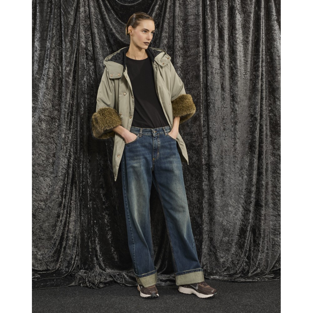 TZAKET - ΜΠΟΥΦΑΝ MAKPY, ΧΑΚΙ ΜΕ ΚΟΥΚΟΥΛΑ,ΚΑΠΙΤΟΝΕ ΕΠΕΝΔΥΣΗ ΚΑΙ ΜΑΝΙΚΙΑ 3/4 ΜΕ ΓΟΥΝΑ "STYLISHIOUS COLLECTION"