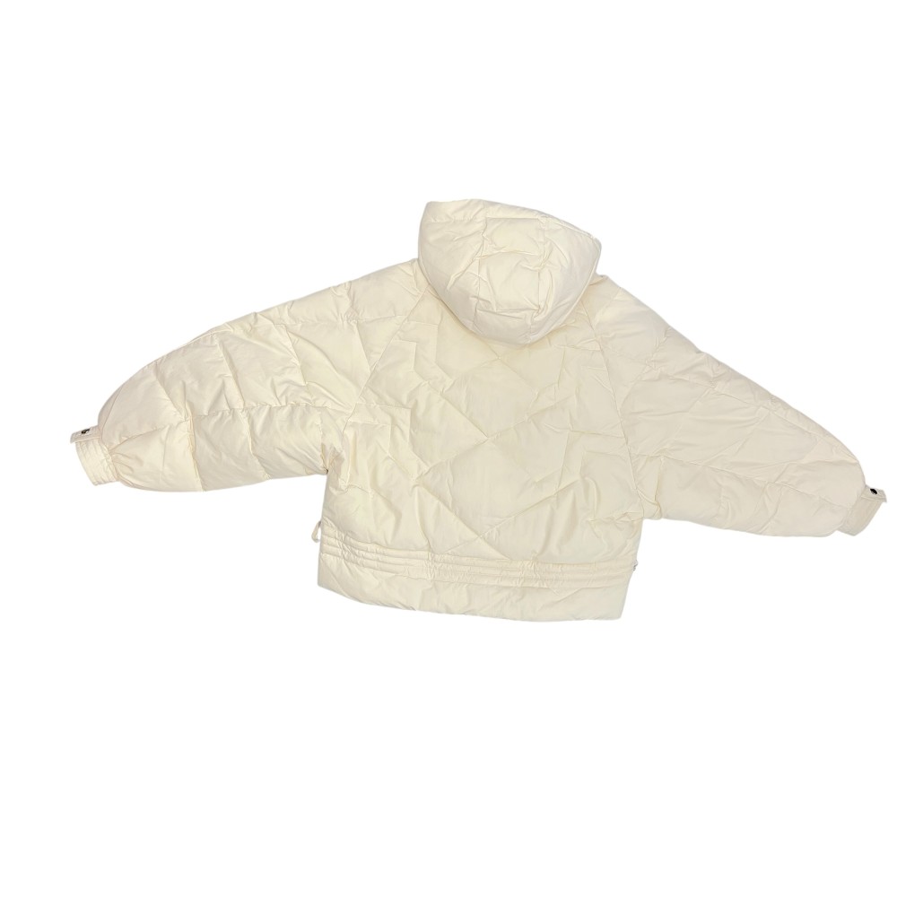 ΜΠΟΥΦΑΝ ΣΕ ΙΒΟΥΑΡ-ΚΡΕΜ ΑΠΟΧΡΩΣΗ, ΚΑΠΙΤΟΝΕ & OVERSIZED ΣΕ ΣΤΥΛ PUFFER ΜΕ ΚΟΥΚΟΥΛΑ & ΤΣΕΠΕΣ  " STYLISHIOUS COLLECTION "