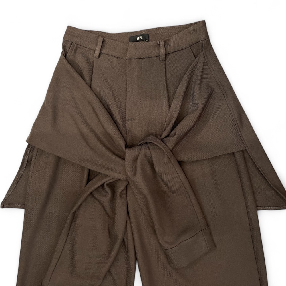 ΠΑΝΤΕΛΟΝΙ ΣΚΟΥΡΟ ΚΑΦΕ, ΜΑΛΑΚΟ, ΒΑΜΒΑΚΕΡΟ ΜΕ ΕΛΑΣΤΑΝ ΣΕ ΧΑΛΑΡΗ ΓΡΑΜΜΗ ΚΑΙ ΔΕΣΙΜΟ ΣΑΝ ΜΑΝΙΚΙΑ ΑΠΟ ΠΟΥΚΑΜΙΣΟ ΓΥΡΩ ΣΤΗΝ ΜΕΣΗ. "STYLISHIOUS COLLECTION"