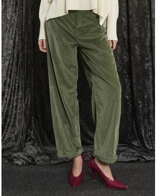 ΠΑΝΤΕΛΟΝΙ ΠΡΑΣΙΝΟ - ΛΑΔΙ ΑΠΟ ΑΠΑΛΟ ΚΑΙ ΛΕΠΤΟ ΚΟΤΛΕ ΥΦΑΣΜΑ ΣΕ ΙΣΙΑ ΚΑΙ ΧΑΛΑΡΗ ΓΡΑΜΜΗ "STYLISHIOUS COLLECTION"