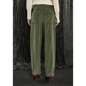 ΠΑΝΤΕΛΟΝΙ ΠΡΑΣΙΝΟ - ΛΑΔΙ ΑΠΟ ΑΠΑΛΟ ΚΑΙ ΛΕΠΤΟ ΚΟΤΛΕ ΥΦΑΣΜΑ ΣΕ ΙΣΙΑ ΚΑΙ ΧΑΛΑΡΗ ΓΡΑΜΜΗ "STYLISHIOUS COLLECTION"