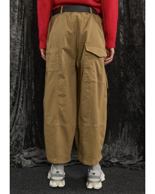 PANTS IN CAMEL SHADE, CARGO STYLE WITH EXTERIOR POCKETS, RUBBER WAISTBAND & BLACK BELT "STYLISHIOUS COLLECTION"