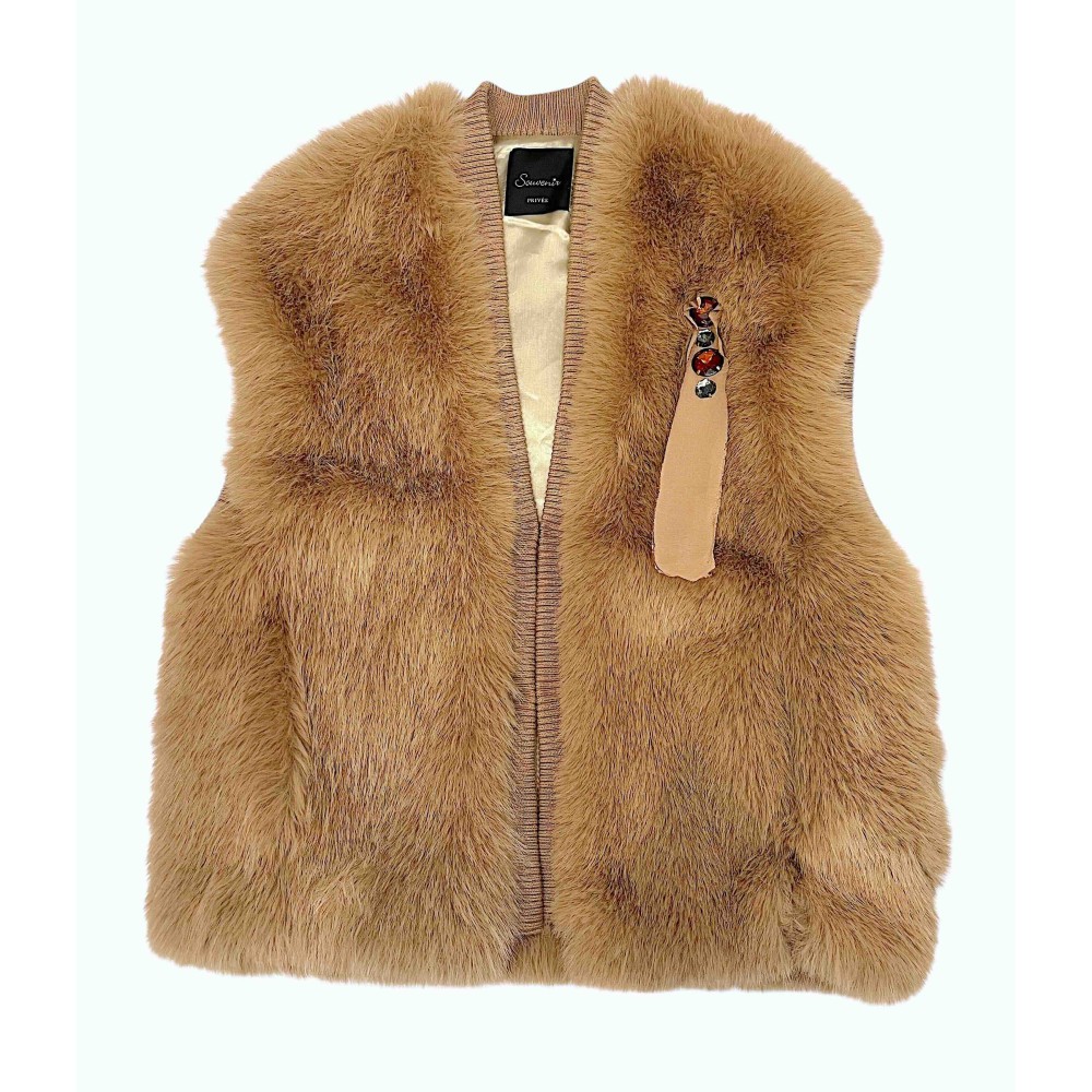 ΓΙΛΕΚΟ ΑΠΟ ΟΙΚΟΛΟΓΙΚΗ ΓΟΥΝΑ ΣΕ ΜΠΕΖ-ΚΑΡΑΜΕΛ AΠΟΧΡΩΣΗ, OVERSIZED ΜΕ ΤΣΕΠΕΣ & ΜΠΟΥΤΟΝΙΕΡΑ “STYLISHIOUS COLLECTION”